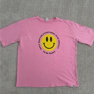 Lucy & Yak smiley face t shirt